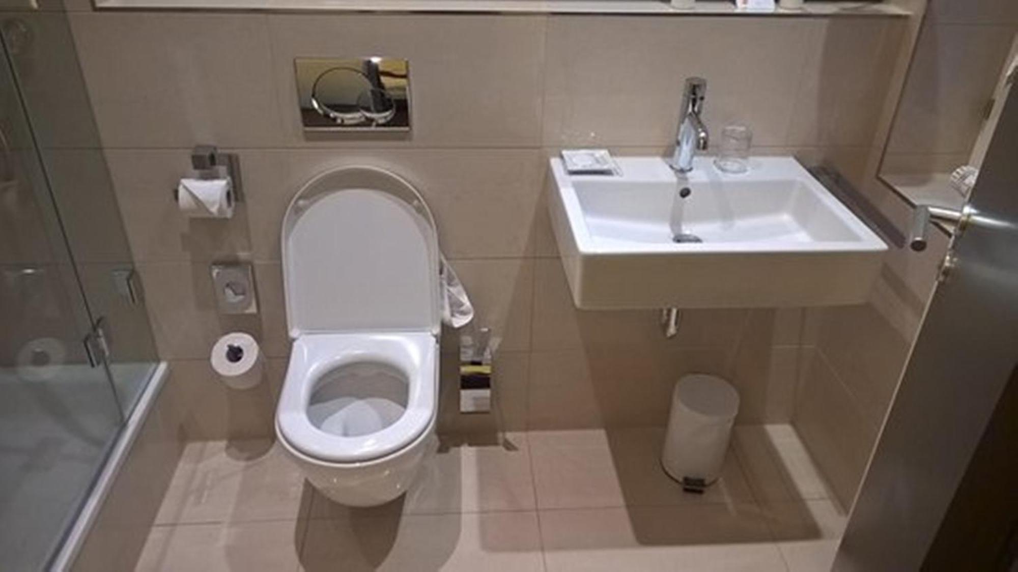 Hotel Aerocity Golden Close To New Delhi Airport Extérieur photo